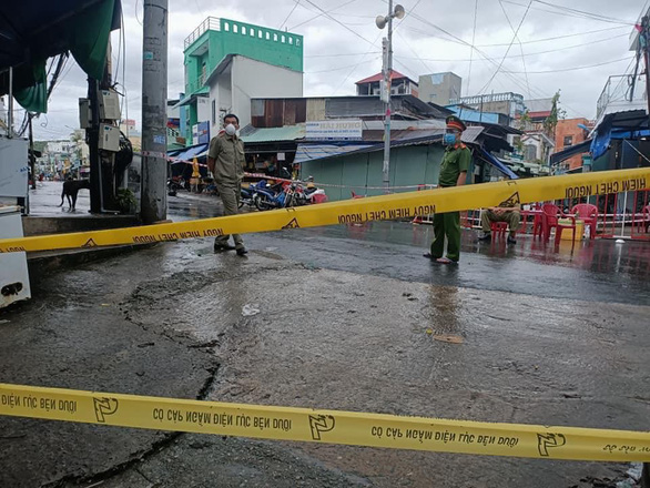 Một khu vực phong tỏa ở phường An Thới sau khi phát hiện ra ca nhiễm Covid-19 - Ảnh: Tuổi Trẻ