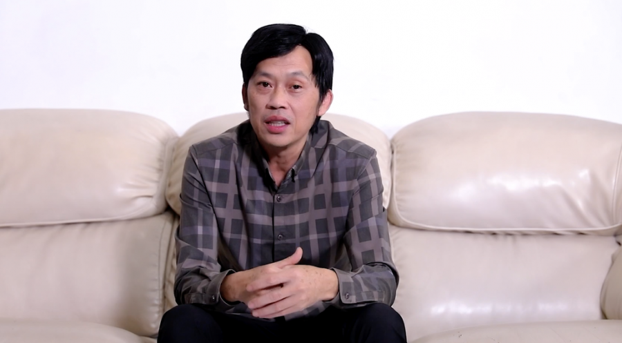 Nam ca sĩ Vũ Hà đã có câu trả lời chắc chắn cho tin đồn về việc NS Hoài Linh đã rút đơn kiện nữ CEO đại gia. Cụ thể, khi được hỏi về chuyện này, Vũ Hà lập tức phủ nhận: “Tin vịt!”. Điều này cho thấy việc danh hài rút đơn là điều không đúng thực tế. Ngoài ra nhiều người nhắc đến Đàm Vĩnh Hưng sẽ bị 
