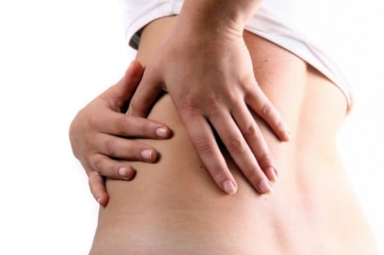 Mụn ở khu vực này có thể là nhọt (do nhiễm trùng nang lông gây ra) hoặc khối u ung thư. Nhưng đó cũng là một dấu hiệu báo cho bạn biết nguy hiểm sắp tới.    