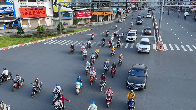 Từ 5/10, xe buýt , xe khách, xe taxi, xe công nghệ… ở TP.HCM được hoạt động