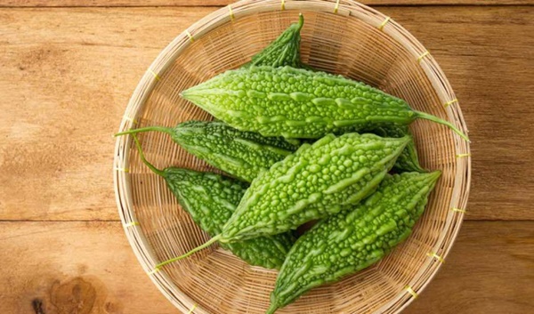 Mướp đắng có nhiều công dụng nhưng không phải ai cũng nên ăn