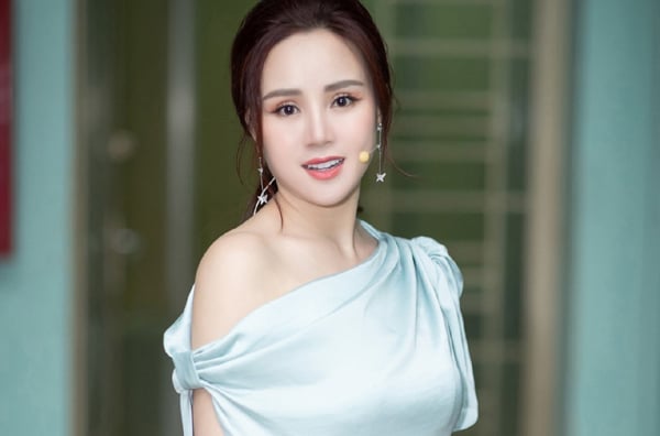 vy-oanh-len-tieng-khi-bi-don-lam-tu-thien-gia-doi