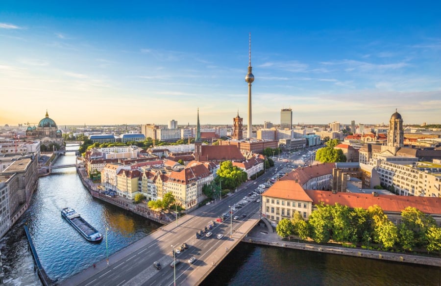 Toàn cảnh Berlin trong một chiều hè.
