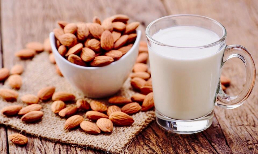 feature-almond
