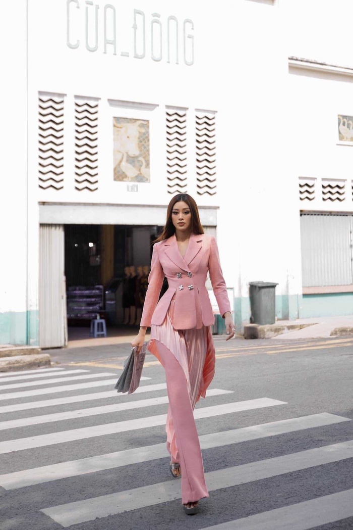 khanh-van-thoi-trang-sac-mau-11-173702867