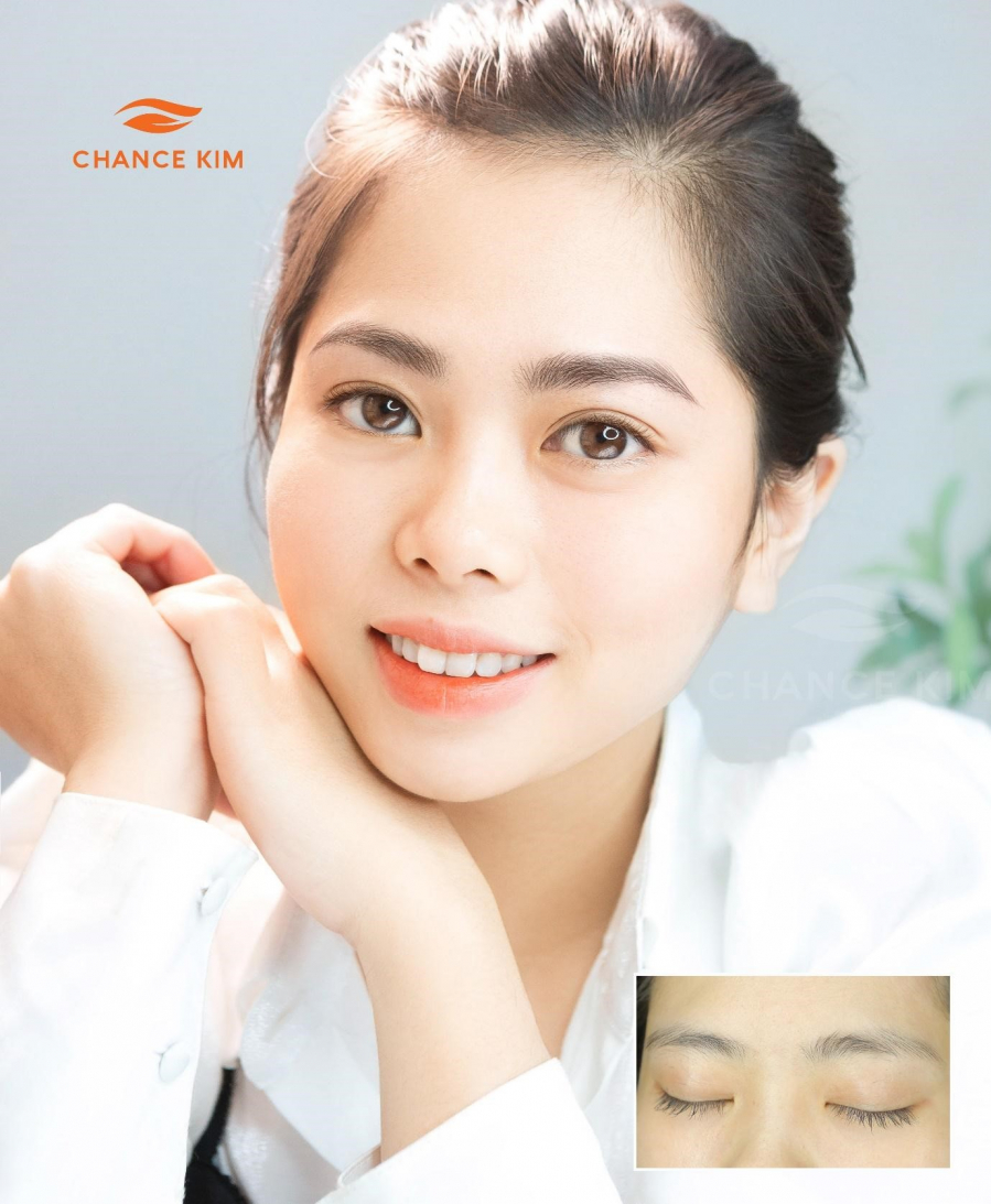 Cặp chân mày đẹp tự nhiên đúng chất “làm như không làm” đến từ Chance Kim 