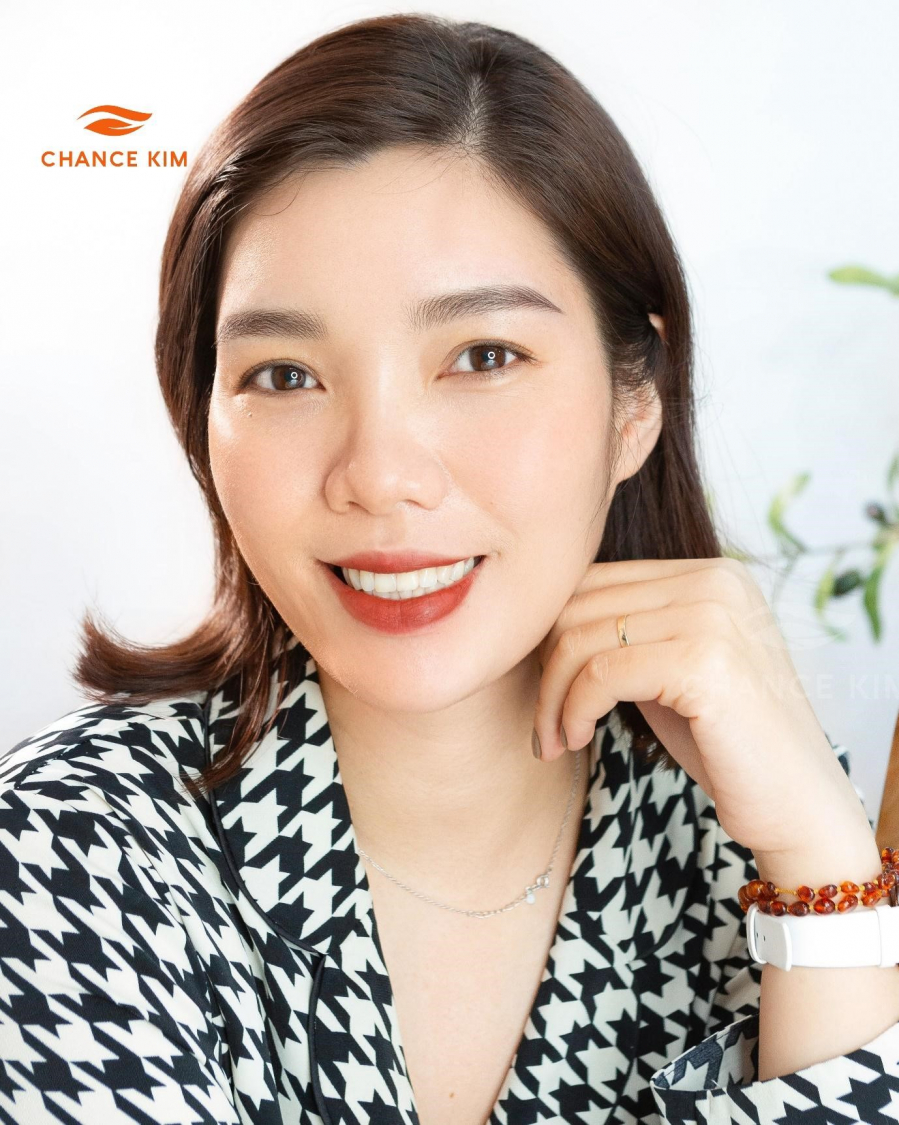 Mỗi khách hàng với những hình dáng, màu lông khác nhau sẽ có đôi lông mày phù hợp với nét tự nhiên của mình