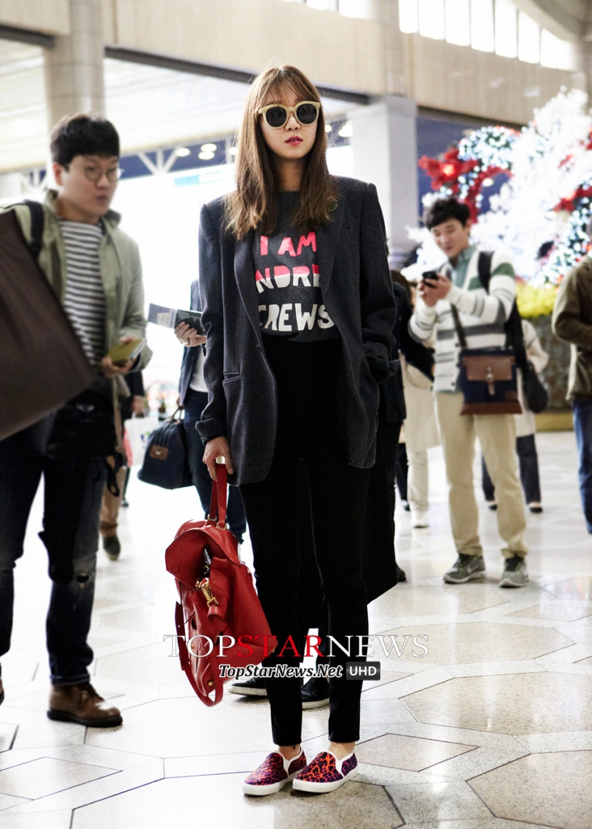 Gong-Hyo-Jin-mac-trang-phuc-menswear-1