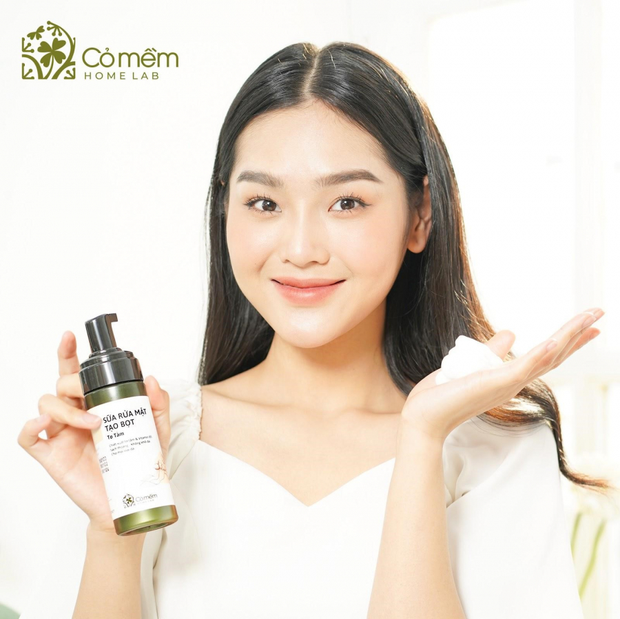 Vậy thì còn chờ gì nữa mà không nâng niu Mừng SHBET phiên bản mới 2025 với Bộ chăm sóc da Tơ tằm - 3 bước đơn giản mà thiết yếu cho Mừng SHBET phiên bản mới 2025 căng mịn tươi trẻ? Vì bạn xứng đáng!