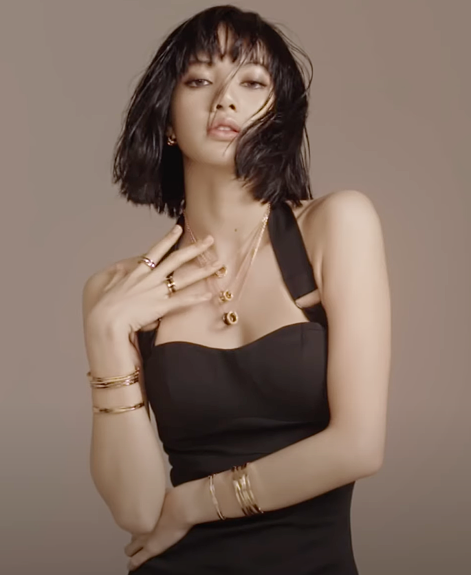 Blackpink_Lisa_Vogue_2021