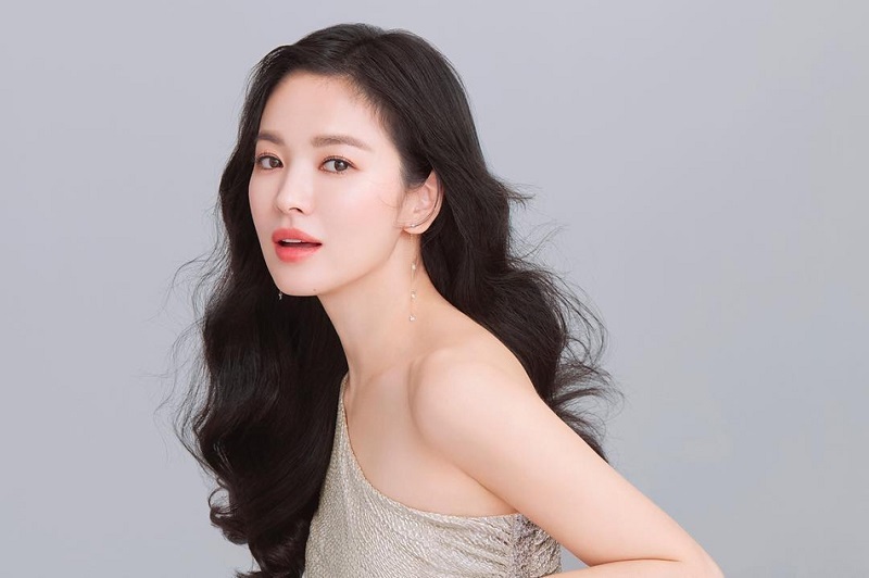 song-hye-kyo2-1548912440-width800height532
