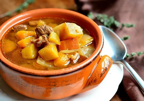 canh-khoai-tay-thit-bo