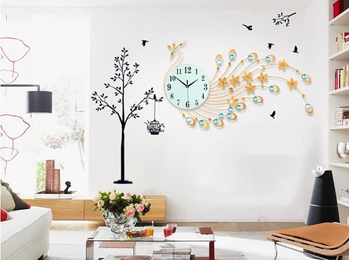 Treo đồng hồ đúng phong thủy giúp gia chủ hút lộc, gặp may mắn.