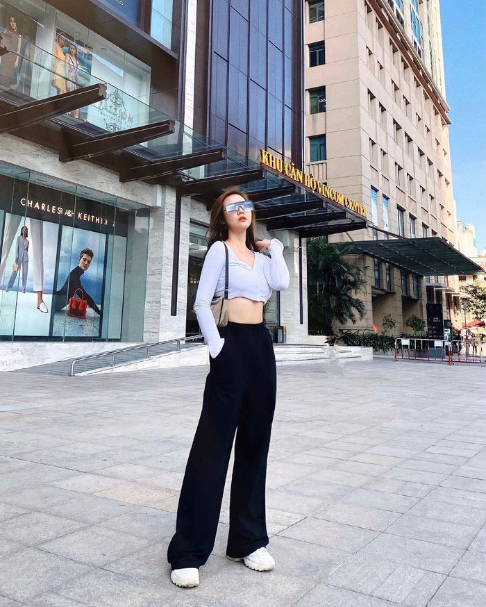 style-cua-huyen-lizzie-thuong-ngay-nang-ve-ao-co-the-kiem-vai-nhung-quan-phai-dai-quet-dat-de-hack-tu-1m64-len-1m74-738-6169946
