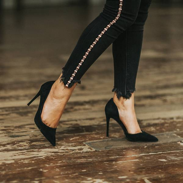 heels-gait-1-1556346985-4222-1556347512