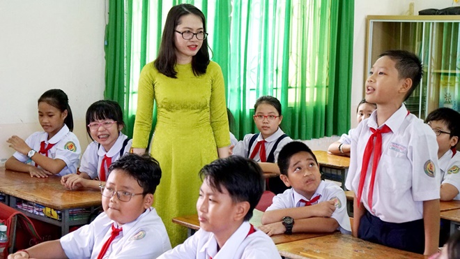loat-tin-vui-ve-luong-va-bang-cap-cho-giao-vien-ky-vong-thoat-khoi-cs-ngheo-nan_1
