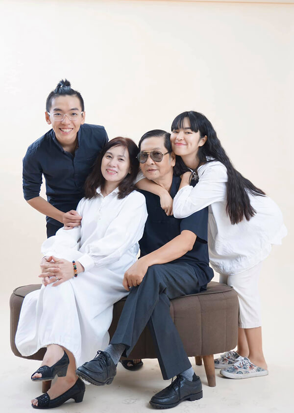 Gia-dinh-Khanh-Van