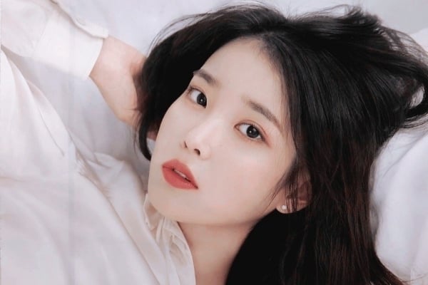 suc-hut-ky-la-cua-iu-o-trung-quoc-at-via-lisa-du-khong-quang-ba-gi-6202f791