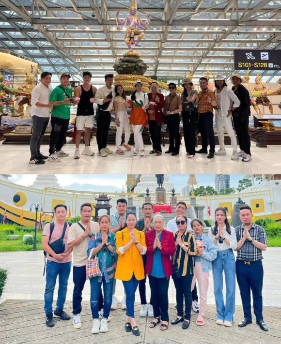 nhat-kim-anh-khoe-anh-du-lich-cung-me-ruot-dan-tinh-mat-tron-mat-det-vi-nguoi-dan-ong-la-ma-quen-1-ngoisaovn-w1000-h1227