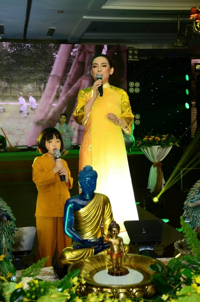 nhung-195