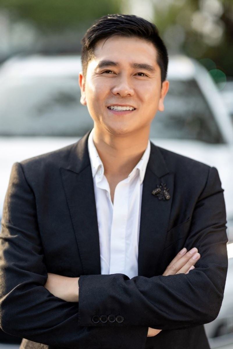 nhac-si-ho-hoai-anh
