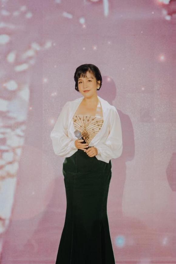 tinh-dau-my-linh-1-ngoisaovn-w683-h1024