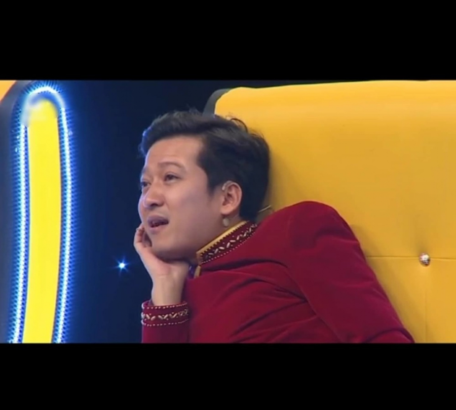 lam-vy-da-tung-bi-truong-giang-mang-tu-nhuc-voi-ban-than-nen-khoc-8d7e0c7e