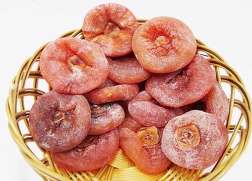 Vì sao người xưa nói đàn ông sợ quả hồng phụ nữ sợ quả lê?
