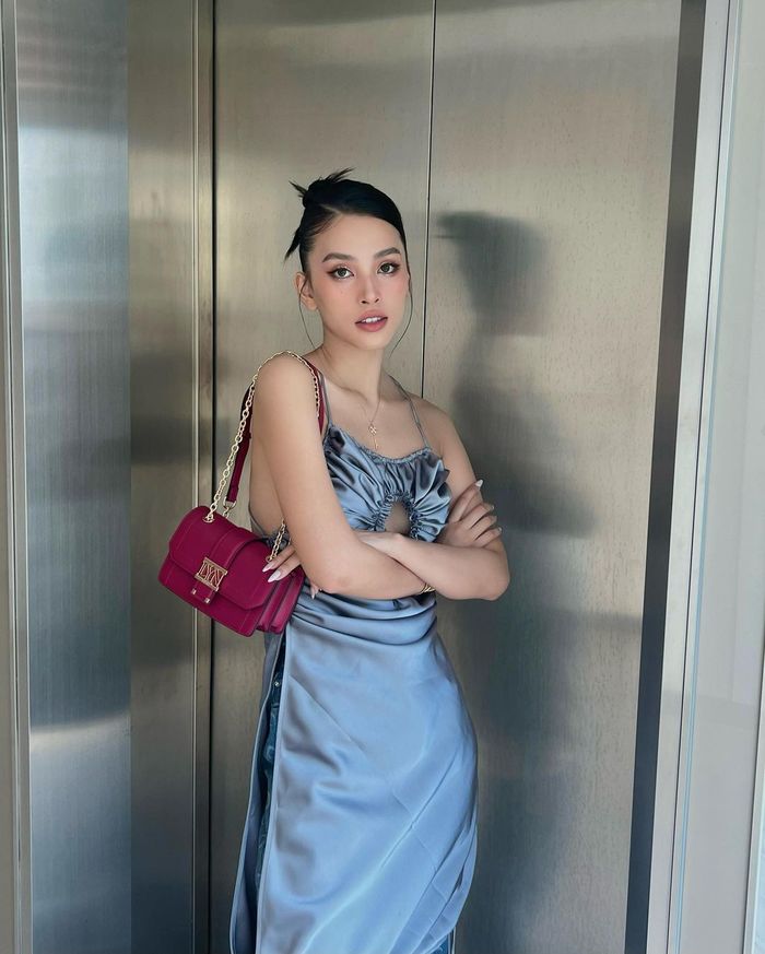 my-nhan-viet-mac-dam-voi-quan-jean-dieu-nhi-ngay-cang-chat-6b0471