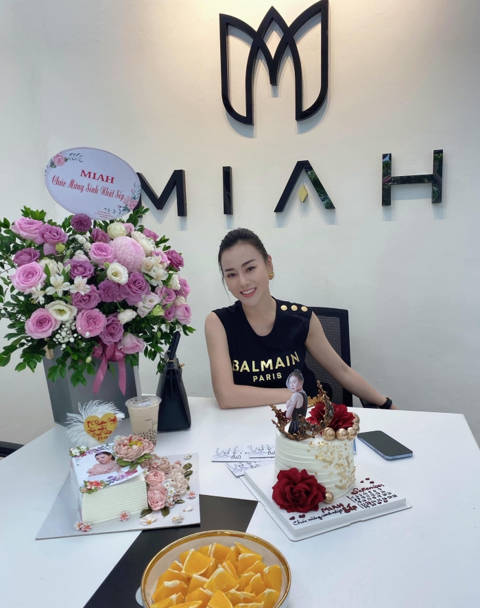 Phuong-oanh-co-dong-thai-khong-ngo-giua-luc-bi-vo-shark-binh-lap-vi-bang-cac-bai-dang-tren-facebook-1