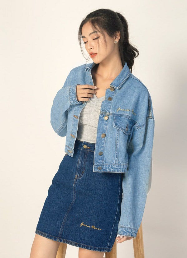 5-trang-phuc-nang-nen-mua-rong-hon-mot-co-so-voi-so-do-co-the-de-bao-toan-ve-sanh-dieu-ao-so-mi-denim-khoac-ngoai090920202242541626-1665199241-554-width600height830