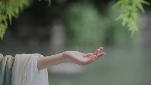 76d3998913b1231119c6b5b9fd2e5cb0_buongtay1