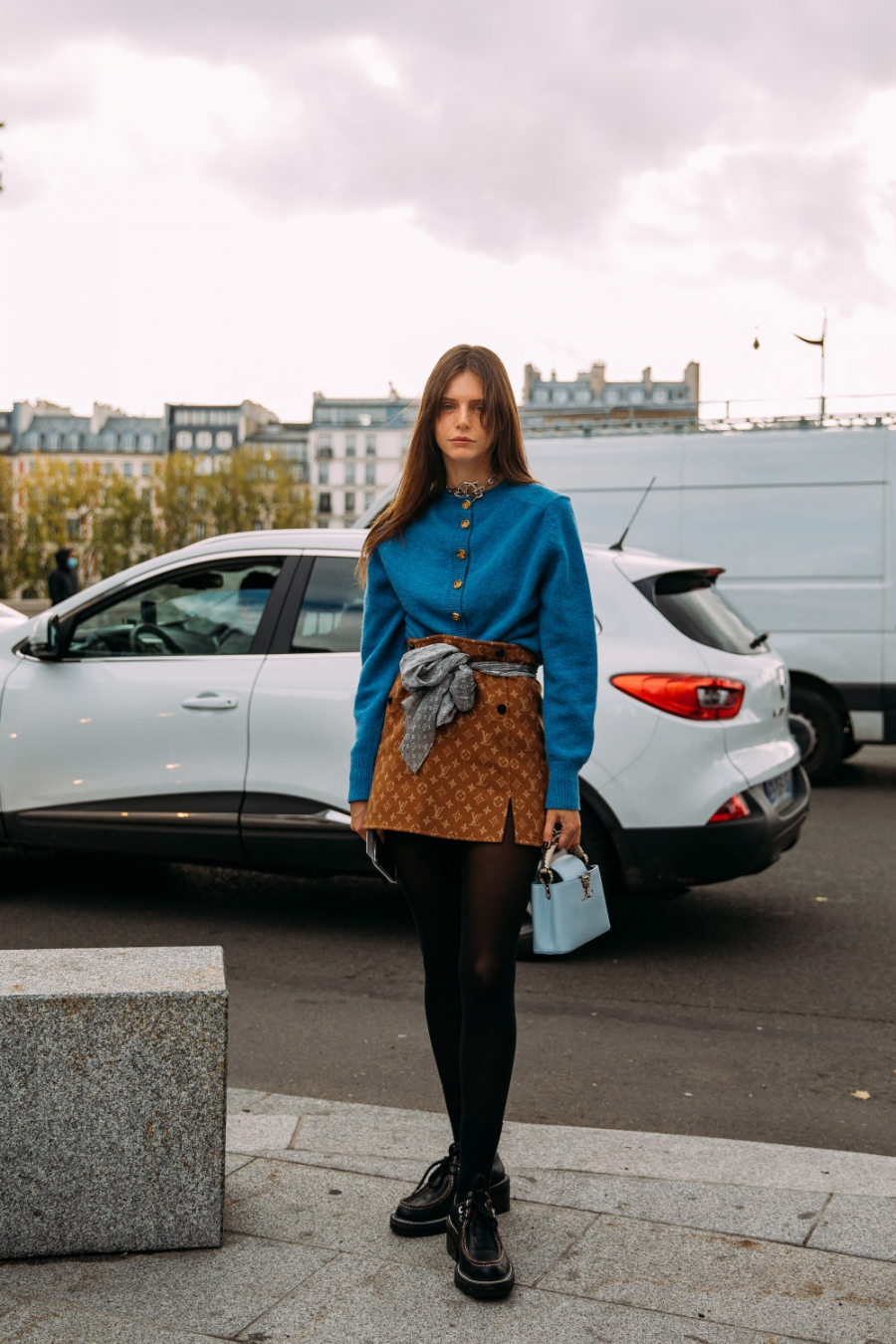 vo-Paris-SS21-day-8-by-STYLEDUMONDE-Street-Style-Fashion-Photography_95A3015FullRes