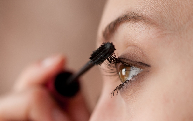 uon-mi-co-duoc-chuot-mascara-1