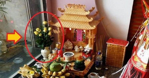 lo-hoa-tren-ban-tho-dat-ben-trai-hay-ben-phai-toi-gio-van-nhieu-nha-lam-sai-