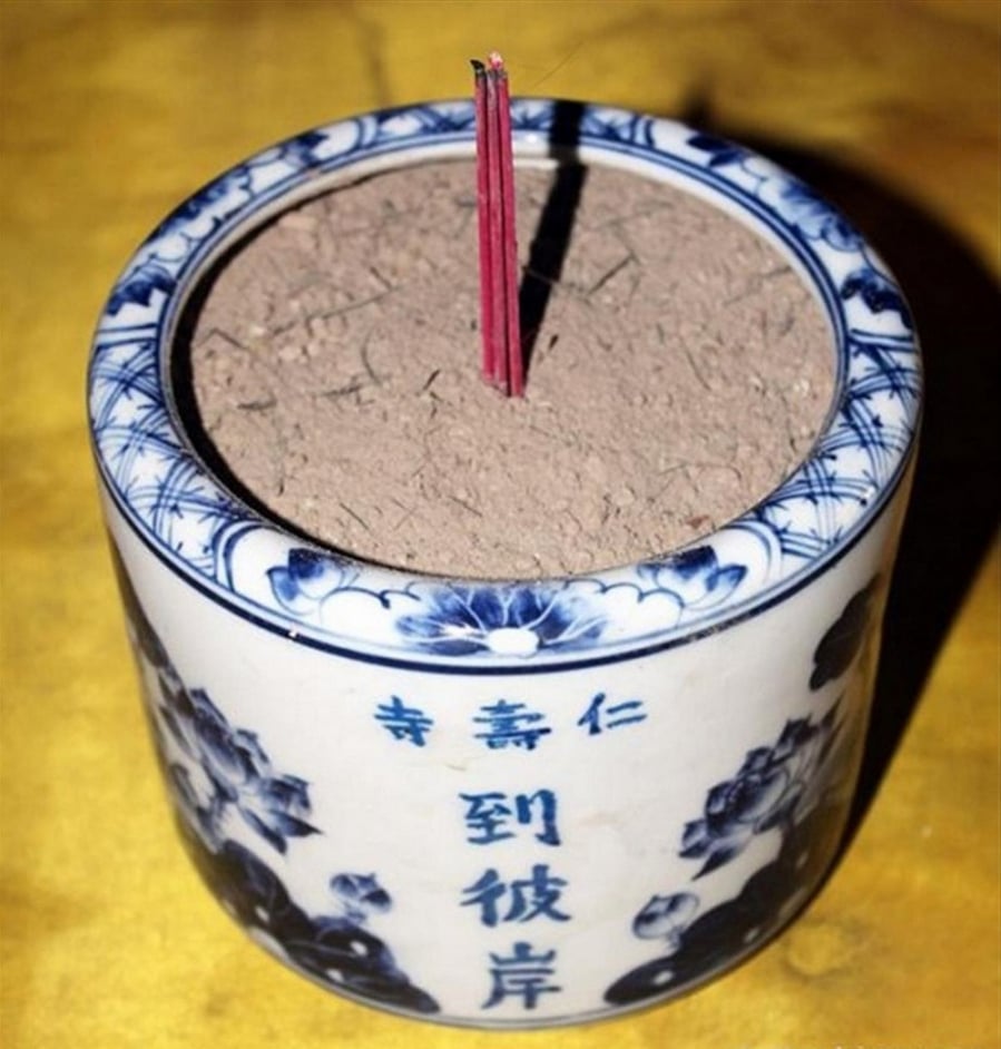phong-thuy-ban-tho-03
