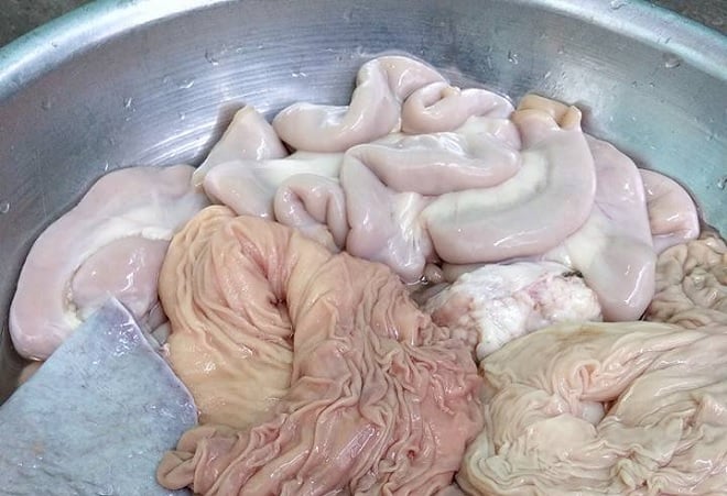 cach-nau-lau-bo-mem-ngot-nuoc-khong-bi-dai-tai-nha_hon-hop-long-bo-song
