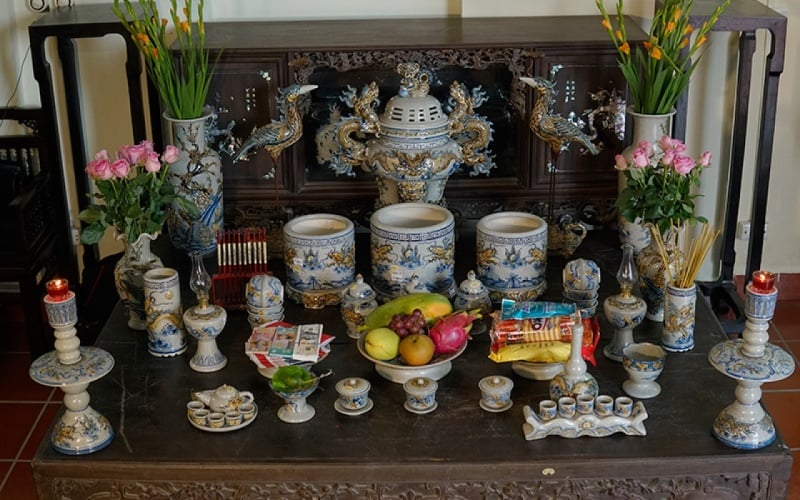 dung-nuoc-gi-de-lau-ban-tho-cho-nam-moi-may-man-phuc-loc-doi-dao-202212151255085903