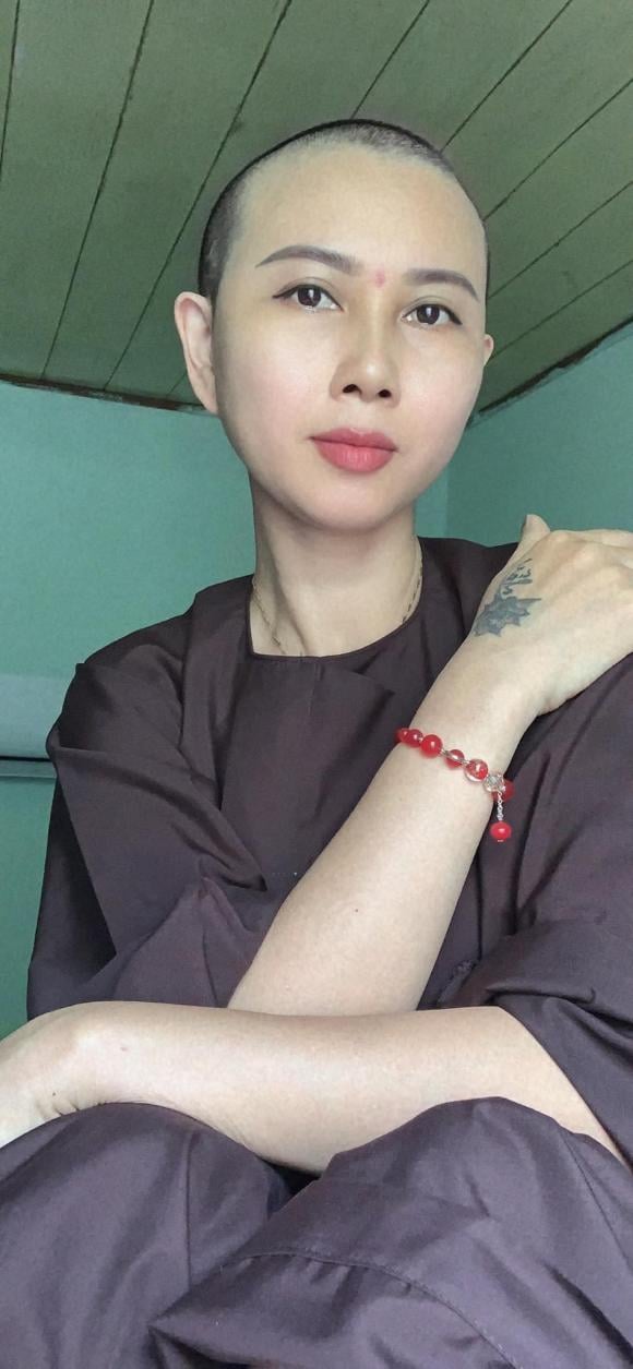 me-thuy-tien-ngoisaovn-2-ngoisaovn-w946-h2048