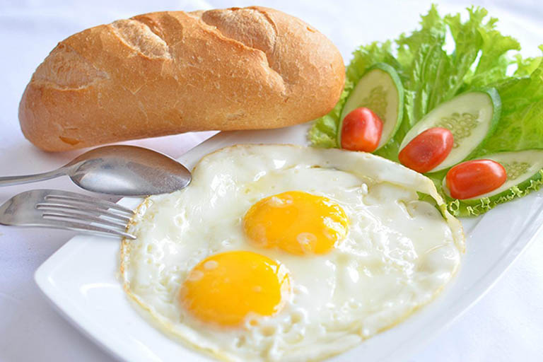 thuc-don-bua-sang-giam-can-1