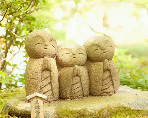 bon-cot-loi-cua-chanh-tinh-tan