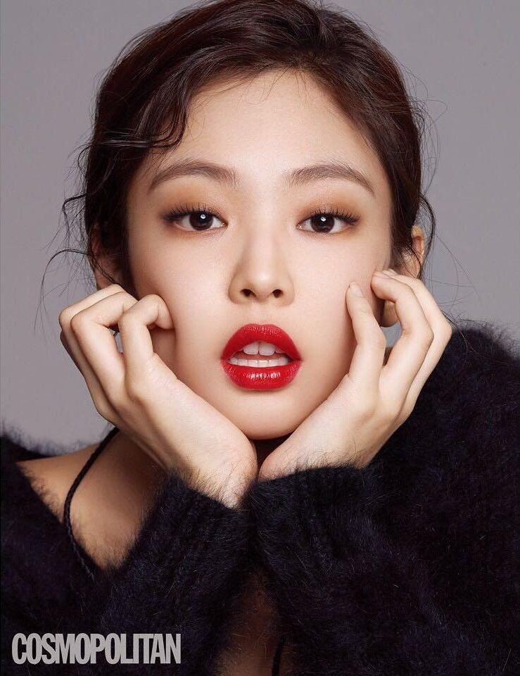 jennie-blackpink-tu-nu-than-trong-bo-anh-tren-tap-chi-cosmopolitan-e32ad1e6
