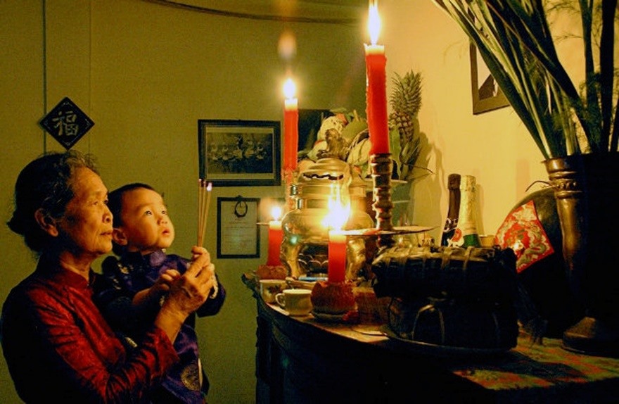 thap-huong-may-nen-2