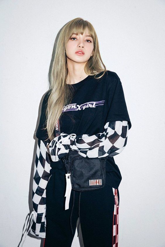 phong-cach-thoi-trang-da-dang-cua-blackpink-lisa
