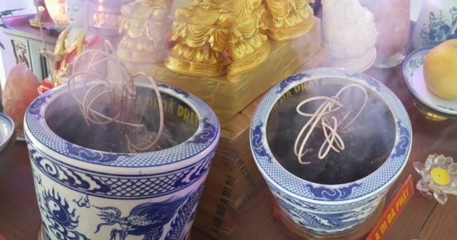 bat-huong-co-4-dau-hieu-bat-thuong-nay-phai-thay-ngay-giu-lai-mat-loc-ca-nam-den-dui-174129