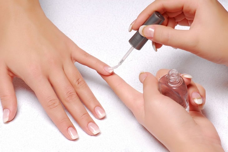 cach-cham-soc-mong-tay-sau-khi-lam-nail-2