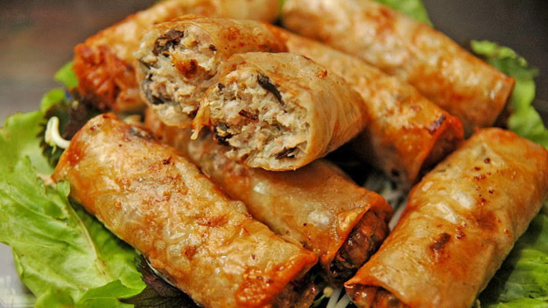 chi-dung-chia-se-cach-lam-mon-nem-ran-dung-kieu-mien-bac-202203011207287143