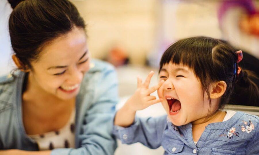happy-mom-kid-1030x541-jpeg-16-3379-8672-1624620364