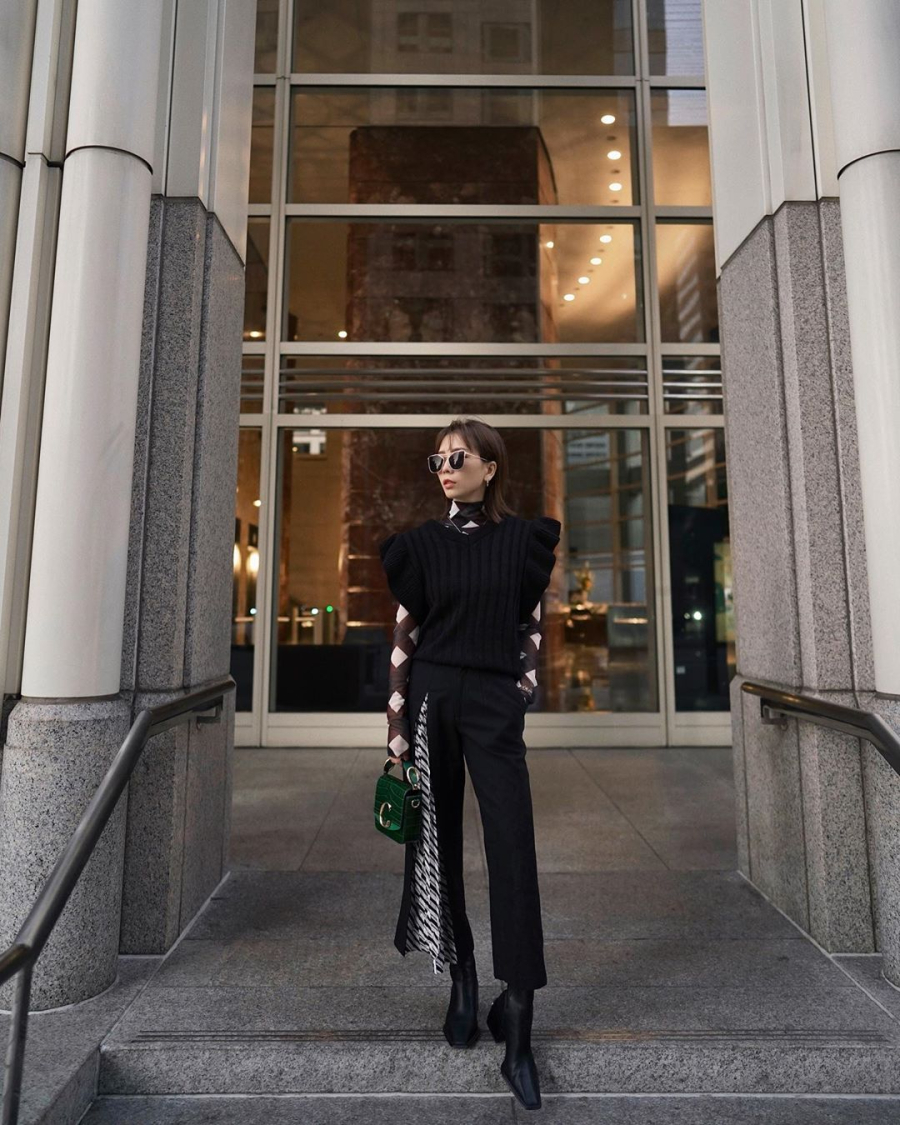 missanti_phoi-layer-voi-sweater-vest