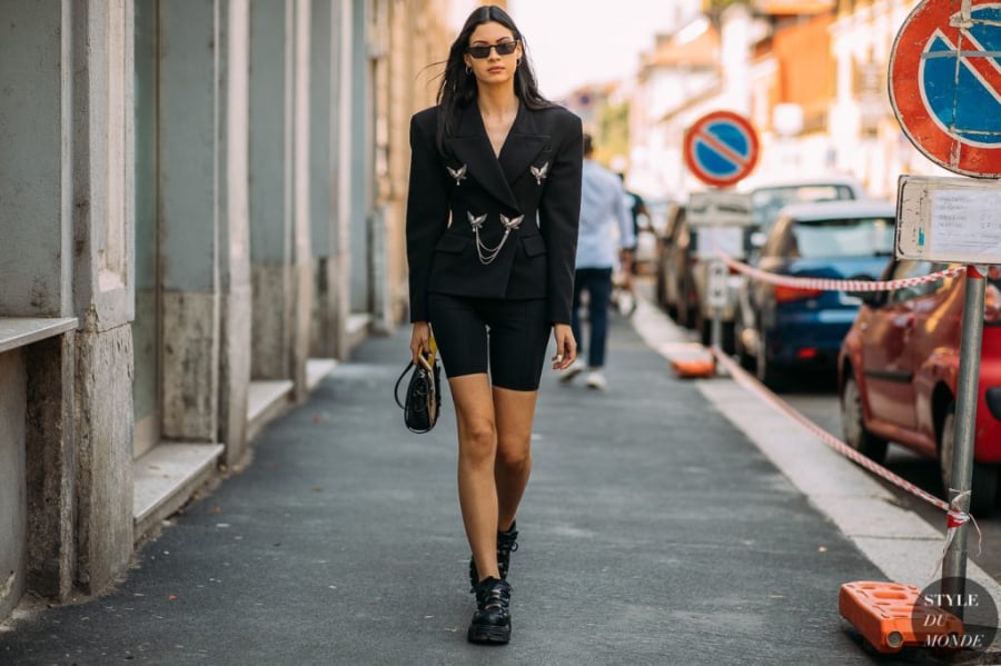 Maria-Vittoria-blazer-don-vai-tuan-le-thoi-trang-milan-1024x682